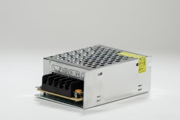 Zamel Elektronisk strömförsörjning 230 / 12V DC 0- 35W ZSL- 35- 12