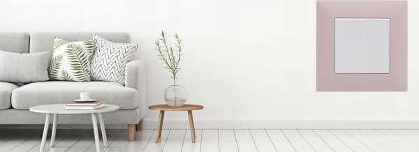 Legrand Niloe Step - 3x trippelram - svart 863593