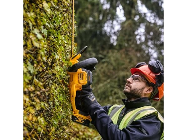 DeWALT DCMHT563N - Häcksax - sladdlös - inget batteri - 1400 spm - 55 cm - tandmellanrum: 25 mm - 2.9 kg - SOLO