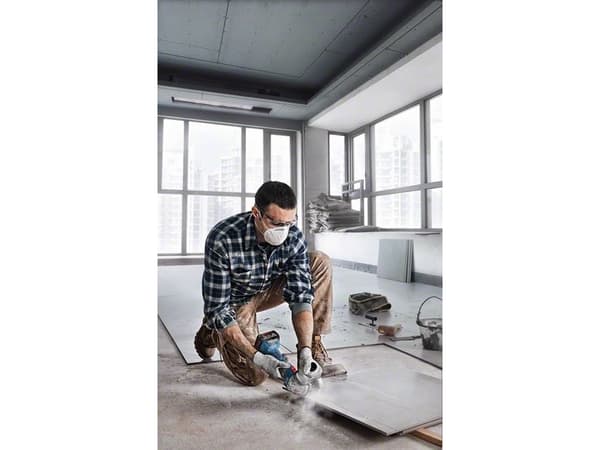 Bosch GWS 18V-7 Professional - Vinkelsliper - trådløs - 125 mm - 2 batterier - 18 V