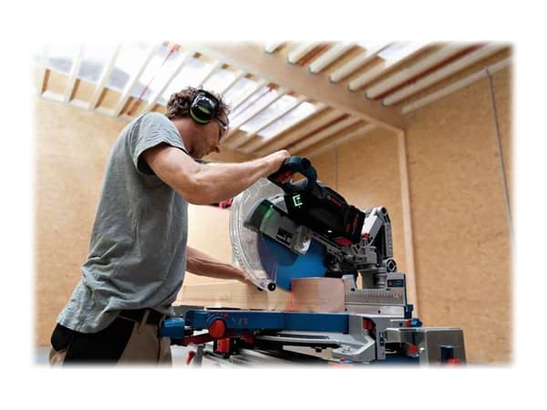 Bosch GCM 18V-305 GDC Professional - Skyvbar kombigjæresag - trådløs - 305 mm - 2 batterier - 18 V