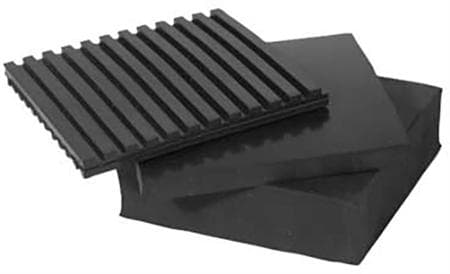 LINDAB Vibrationsdämpande kudde GKUDDE1001010 för vibrationsdämpning. Mått 100x100x10 mm. Max. belastning 10 kg/cm². Endast för inomhusbruk.