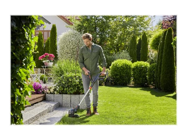 Gardena ComfortCut 23/18V - Gressstusser - trådløs - 18 V - uten batteri - kuttekapasitet: 230 mm - 2.5 kg