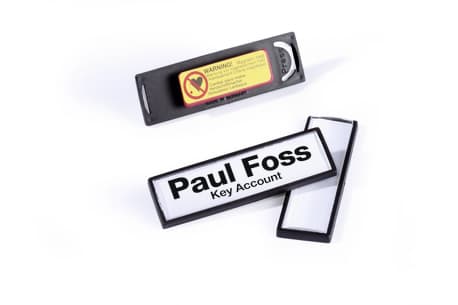 DURABLE CLIP-CARD - Navneskilt - for 17 x 67 mm - magnet - svart (en pakke 25)