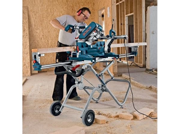 Bosch SAVBORD GTA 2500 W MOBILT