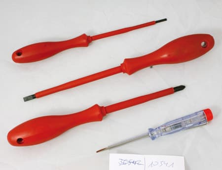 Sähköteknisten ruuvinvääntimien megasarja 1000V 4el. - 10541
