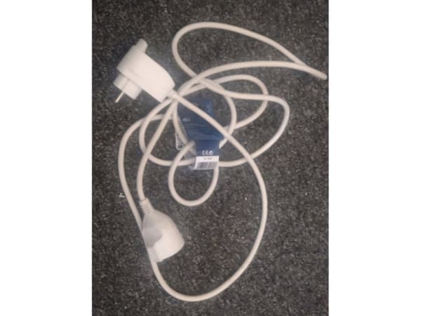 REV 0016130114, 3 m, Sisätila, Valkoinen, 2 AC-pistorasia(a), 3500 W, 1 kpl