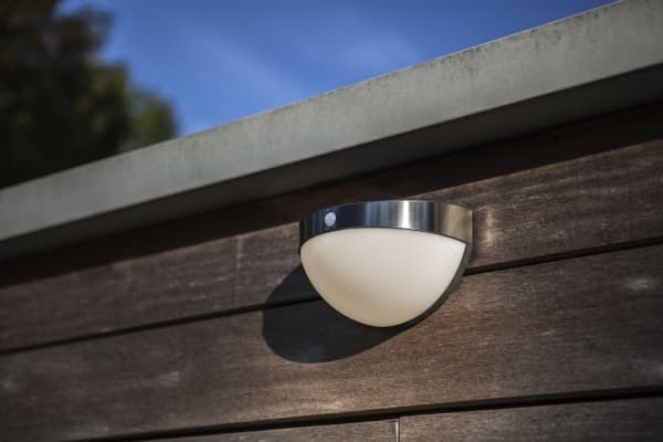 Lutec Bubble ST 9087 Solar ulkoseinävalaisin liiketunnistimella 2,3 W Neutraali valkoinen Ruostumaton teräs
