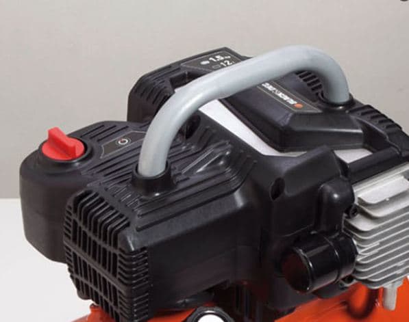 Black & Decker BLACK + DECKER reciprocating compressor 12L 1.5KM OIL OIL COMPRESSOR 8BAR NUNKBN304BND309
