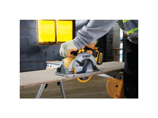 DeWALT DCS391NT - Cirkelsåg - sladdlös - 460 W - 165 mm - inget batteri - 18 V - SOLO