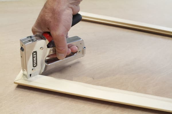 Stanley TR 120, Stiftepistol, Strakt magasin, Sort, Rustfritt stål, Stål