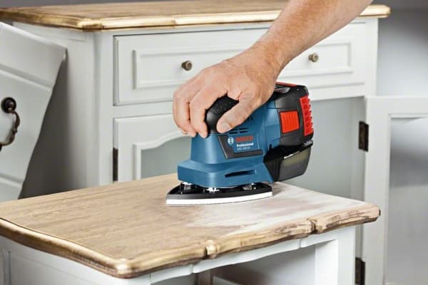 Bosch AKKURYSTEPUDSER GSS 18V-10 2X5AH L-BOXX