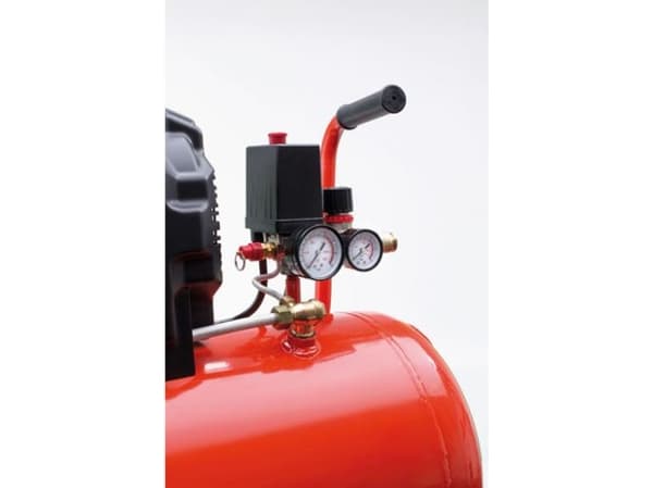 Black & Decker BLACK + DECKER reciprocating compressor OIL COMPRESSOR 50L 2.0KM 8BAR NURCDV404BND540