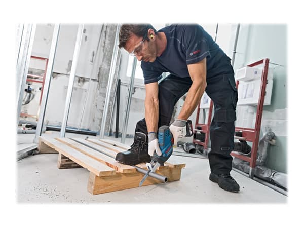 Bosch GSA 18 V-LI C Professional - Frem- og tilbakegående sag - trådløs - 2 hastigheter - 2 batterier - 18 V