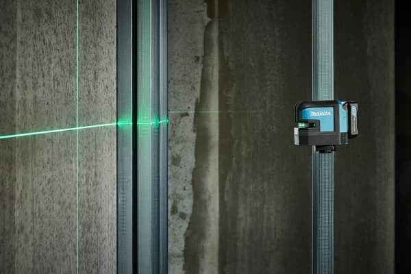 Makita SK105GDZ - Krydslinjelaservaterpas