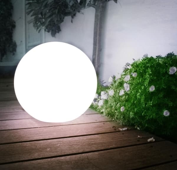GREENBLUE GB166 GreenBlue GB166 Solar frittstående hagekule 25x25x58cm, hvit LED