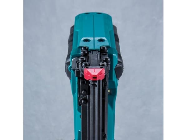 Makita DFN350Z - Pneumatisk sømmaskine - ledningfri - intet batteri - 18 V - SOLO