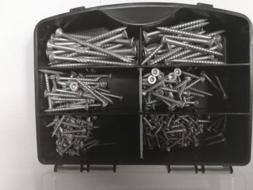 Work&gt;it® utomhusskruvar i sortimentslåda med 220 delar