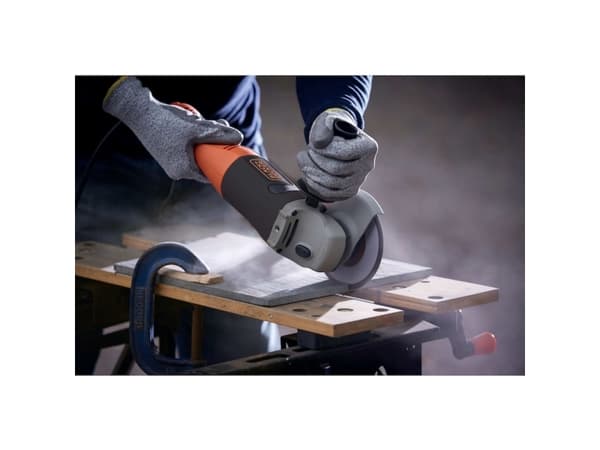 BLACK+DECKER KG1202K - Vinkelsliper - 1200 W - 125 mm