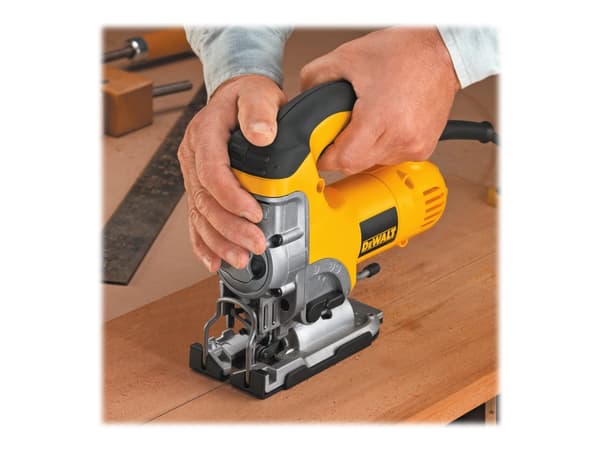 DeWALT DW331K - Sticksåg - 6.5 A