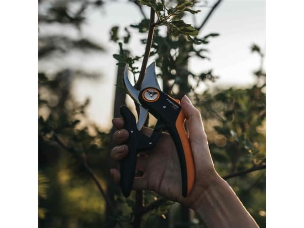 Fiskars Plus P721 - Beskjærer - aluminum