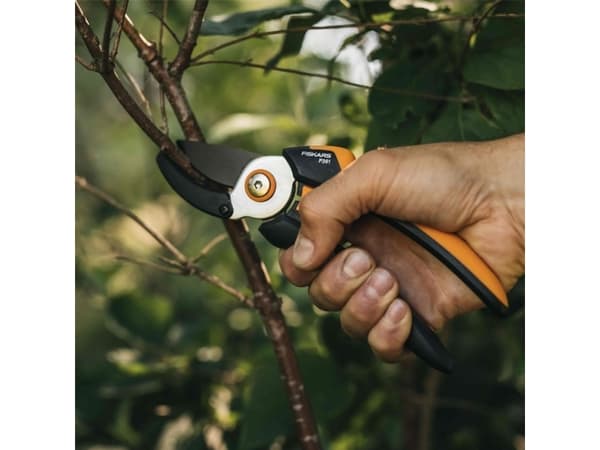 Fiskars Solid P361 - Beskjærer - FiberComp
