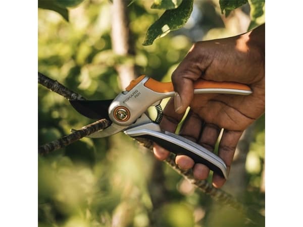 Fiskars Plus P531, Ohisyöttö, Alumiini, Musta, Oranssi, Terästä, Musta/Ruostumaton teräs, 210 mm