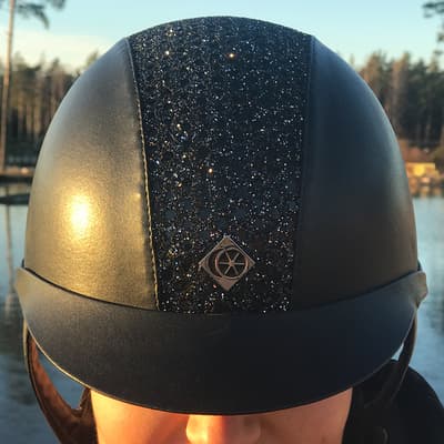 Charles Owen Ayr8 Plus Leather Look Sparkly farg: Svart med bling