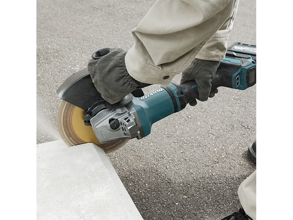 MAKITA.Kulmahiomakone 40V XGT 2x5.0Ah 230mm GA029GZ