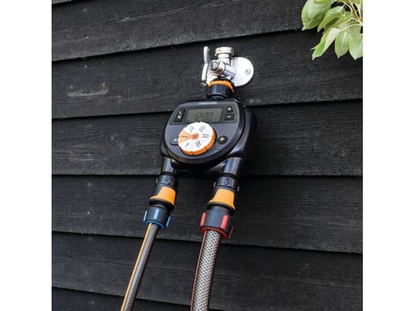 Fiskars 1054792, Digitaalinen kasteluajastin, 360 min, Musta, 1 kpl