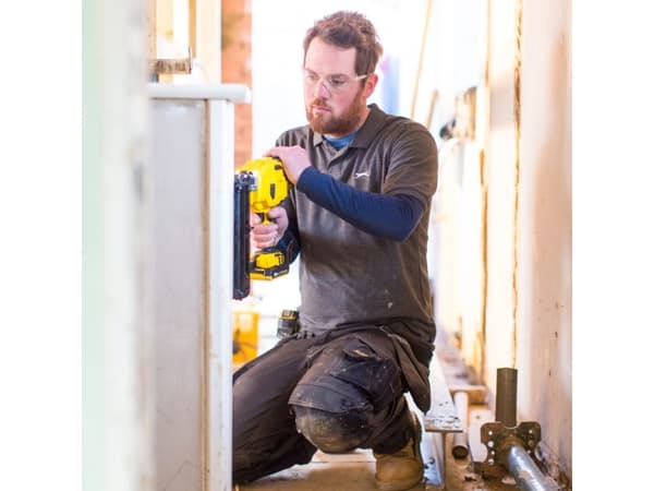 Stanley ST NAILER 18V FMC792B FMC792B-XJ - SOLO