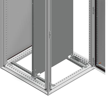 SCHNEIDER ELECTRIC Glideskinne til montageplade, dybde 800mm, for SF