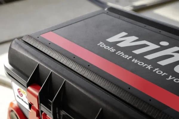 Wiha Competence XL, Svart, Metallisk, Röd, Gul, 13 kg, 83 verktyg
