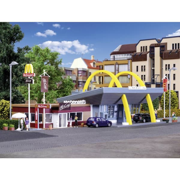 McDonald's snabbrestaurerad med McCafé H0 Vollmer 43635