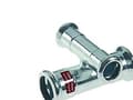 Pikkukuva 2 / 2: KAN-therm 90° läpivientiliitin 22x15x22x15mm teräs - 620290.0