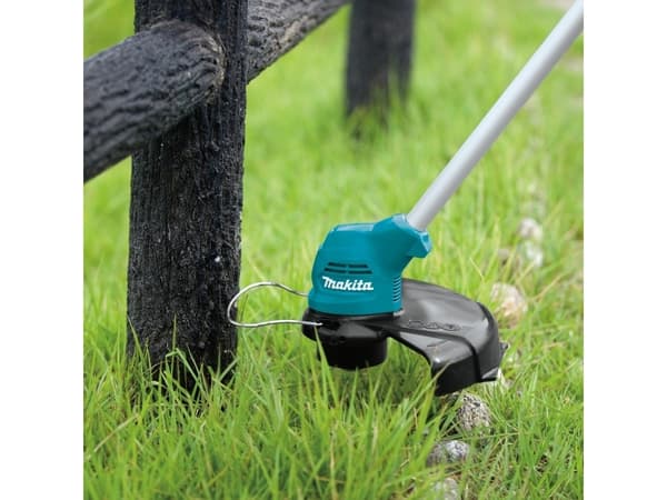 Makita UR100DWAE, Siimatrimmeri, 26 cm, Nailonsiima, D-lenkkinen kahva, Nailon, 10000 RPM