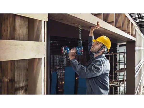 Akkuporakone Bosch GSB 18V-50 18 V 2 x 5 Ah akku (06019H5101)