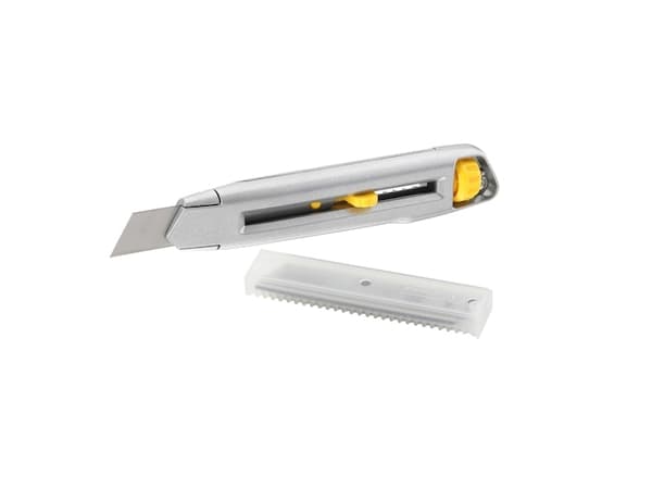 Stanley Knife with breaking blad 18mm Interlock 5 blader (7-10-018)