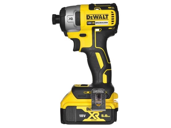 DEWALT sladdlös verktygssats DCK266P2T 18V (DCD796 + DCF887) 2x5.0Ah, TSTAK II-väska