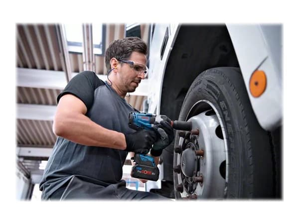 Bosch GDS Professional 18V-1050 HC - Støtskiftenøkkel - trådløs - 3/4" square drive - 1050 N·m - uten batteri - 18 V - SOLO