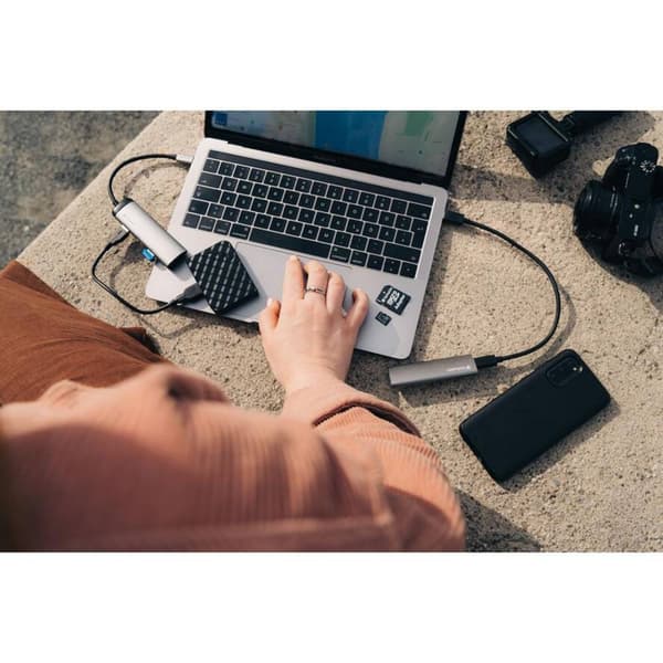 Verbatim 4 Port USB-Hub 3.0 med USB-C-kontakt, LED-display Grå