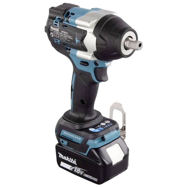 Makita DTW701RTJ Slagskruvdragare batteri 700 Nm 18 V Antal batterier som ingår 2 5 Ah inkl. 2x batterier, inkl. laddar