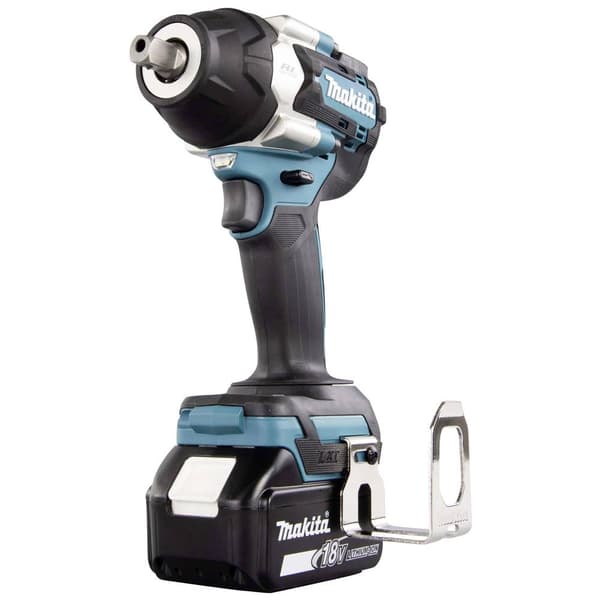 Makita DTW701RTJ Slagskruvdragare batteri 700 Nm 18 V Antal batterier som ingår 2 5 Ah inkl. 2x batterier, inkl. laddar