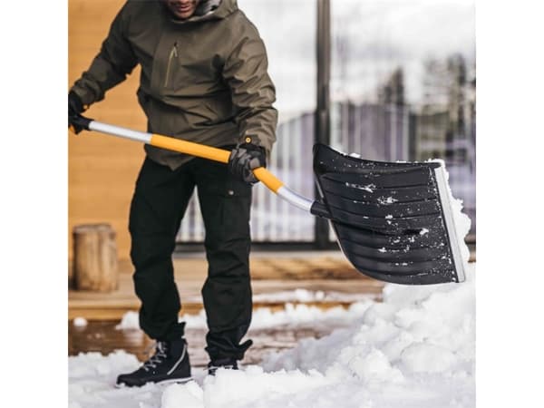 Fiskars 1057186, Lumilapio, Metalli, Musta, Oranssi, Säädettävä, Ergonominen, Puola, 53,2 cm