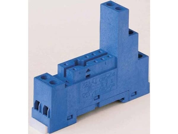 Etsin 95.750 Releen pistorasia (L x S x K) 54 x 15,5 x 73,1 mm 10 kpl