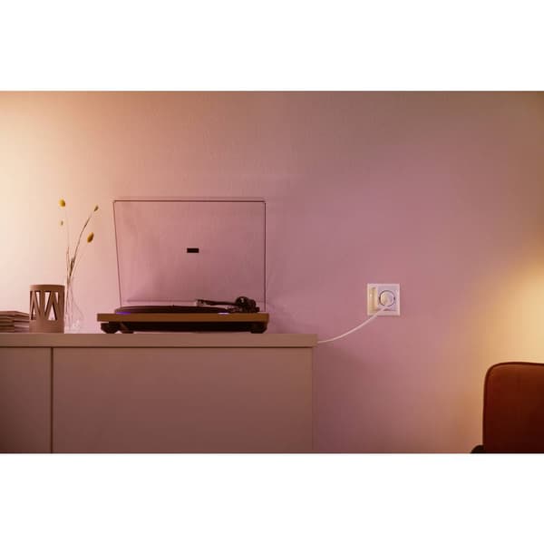 WiZ Mellankontakt Smart Plug