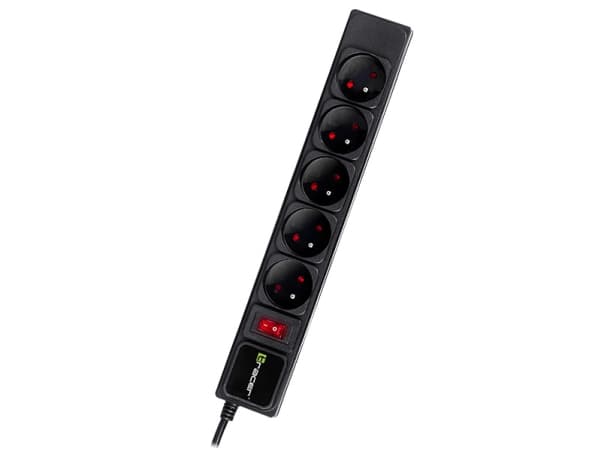 Tracer PowerGear - pistorasia - 2300 Watt - lähtöliittimet: 5 (5 x virta 3-napainen) - 3 m johto - musta
