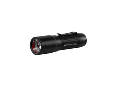LEDLENSER Lygte med fokusering. To lysstyrker (25/300 lumen). Lev. Inkl. 3 stk. AAA batteri. IP54.