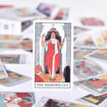 Miniatyrbilde 3 av 3: Tarotkort med moderne illustrasjoner