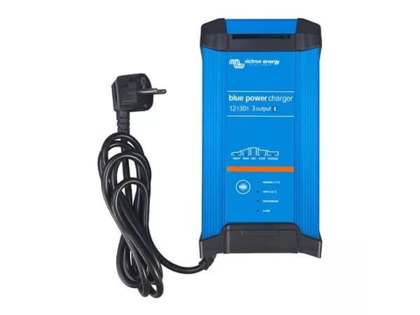 Victron Energy Blue Smart IP22 12V/30A batterioplader (3)